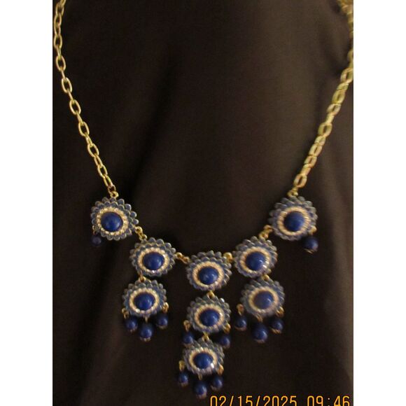 Enamel Blue rhinestone bib necklace sparkles in the light claw clasp gold tone - Picture 3 of 4